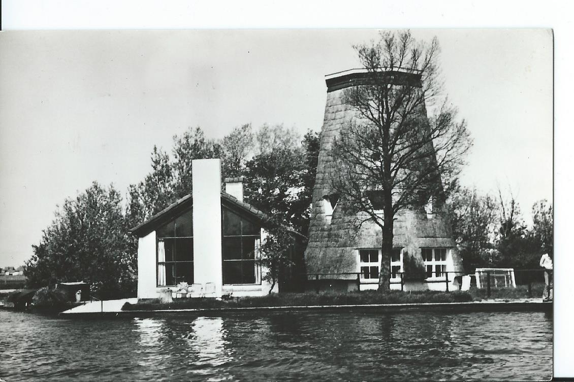 Roelofarendsveen (ZH),  "De Zonnemolen", 2641