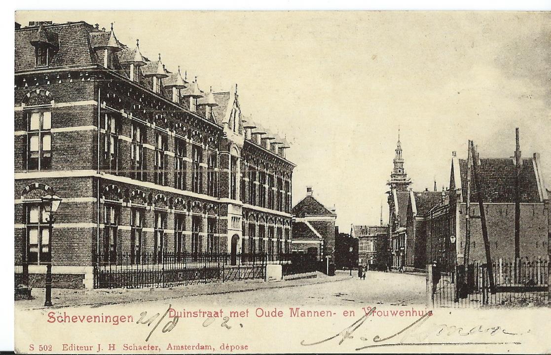 Scheveningen (ZH), Duinstraat met Oude Mannen- en Vrouwenhuis