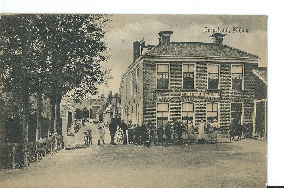 Anjum (FR), Dorpstraat, Stationskoffiehuis, 2772