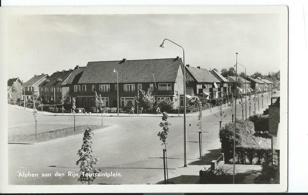 Alphen aan den Rijn (ZH), Toussaintplein