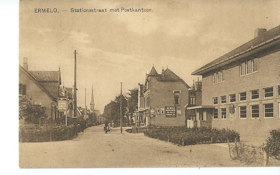 Ermelo (GL), Stationsstraat met Postkantoor