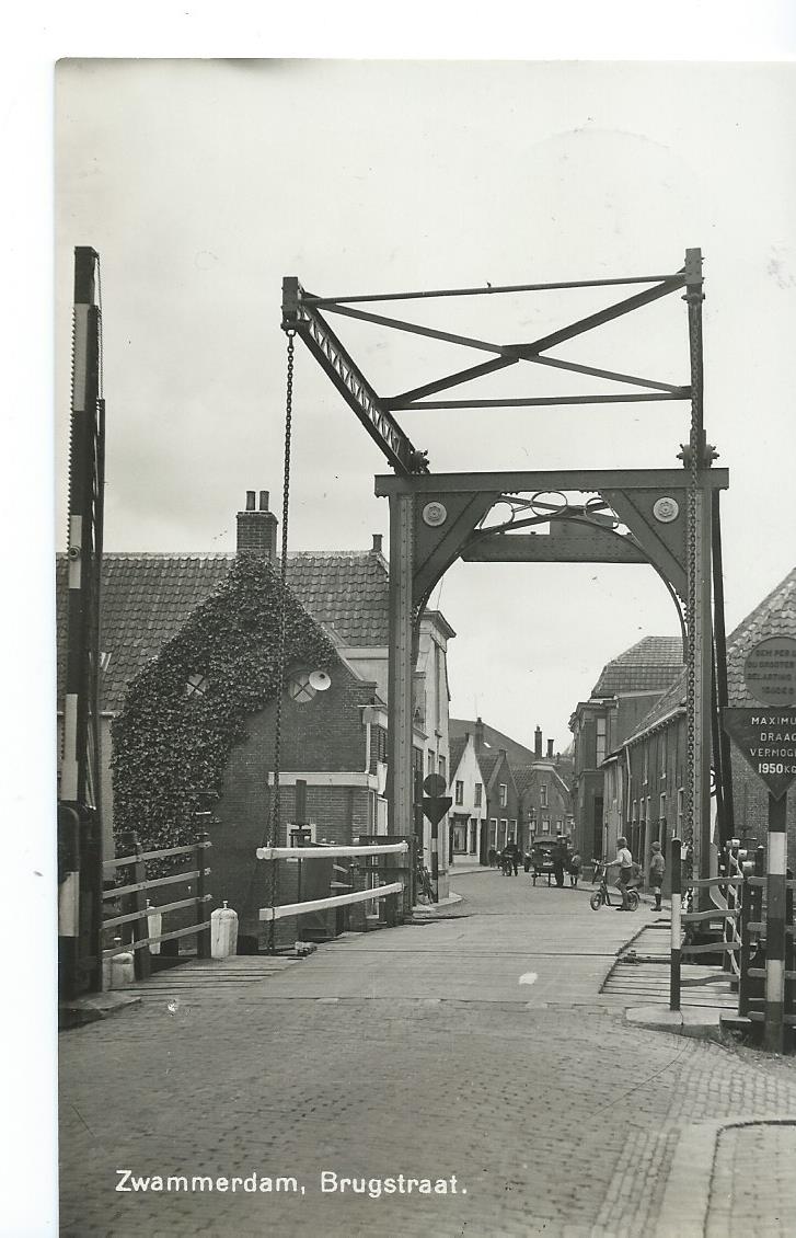 Zwammerdam (ZH), Brugstraat