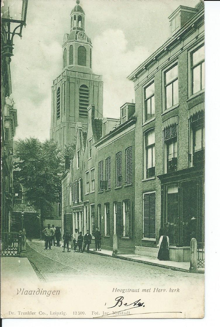 Vlaardingen (ZH), Hoogstraat met Herv. Kerk, 2726