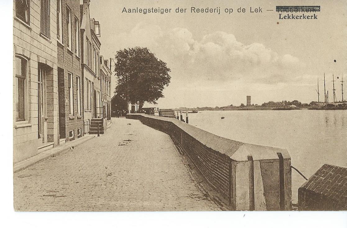Lekkerkerk (ZH), Aanlegsteiger der Reederij op de Lek