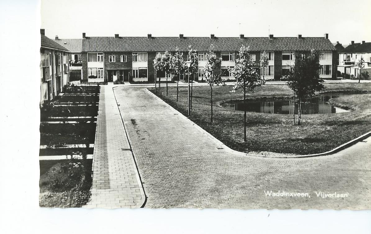 Waddinxveen (ZH), Vijverlaan