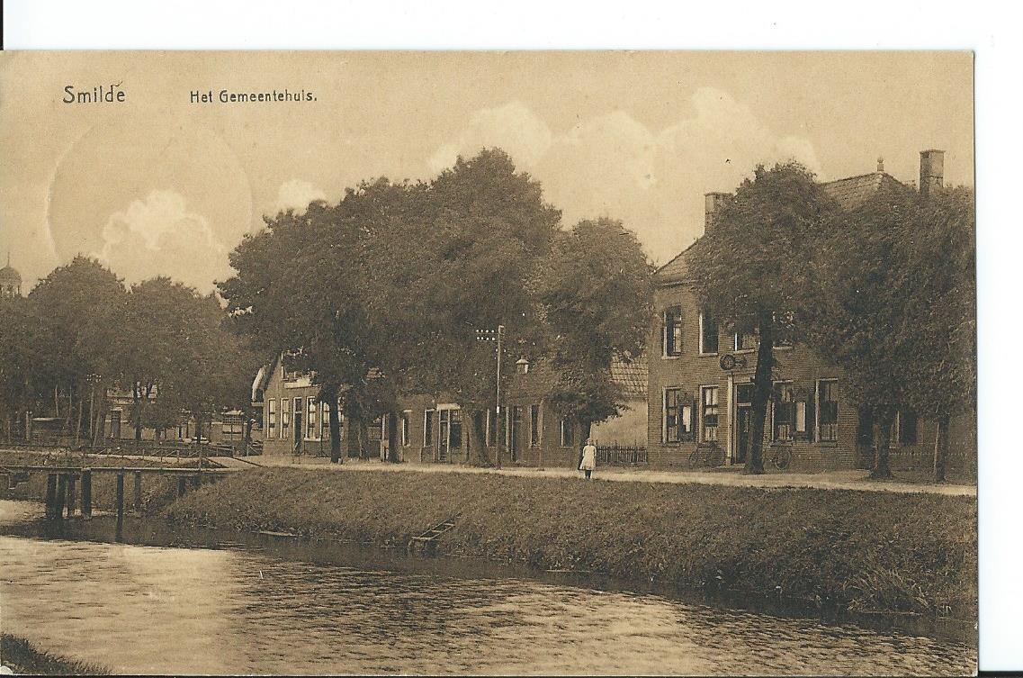 Smilde (DR), Het Gemeentehuis