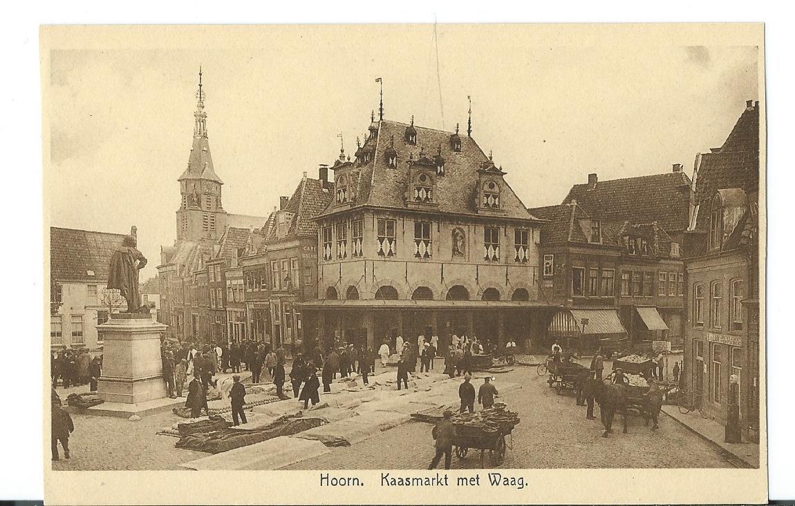 Hoorn (NH), Kaasmarkt met Waag