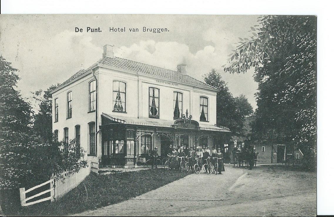 De Punt (DR), Hotel van Bruggen