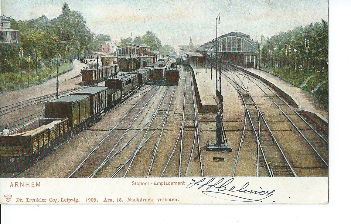 Arnhem (GL), Stations=Emplacement