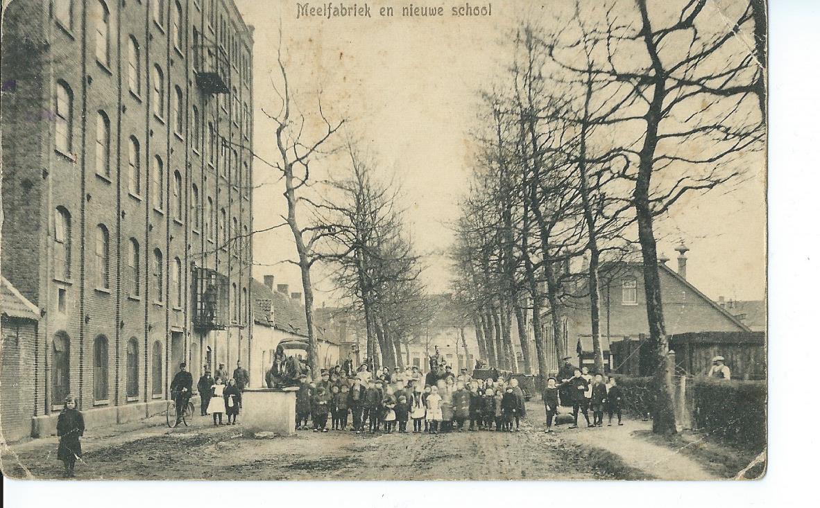 Sas van Gent (ZL), Meelfabriek en nieuwe school