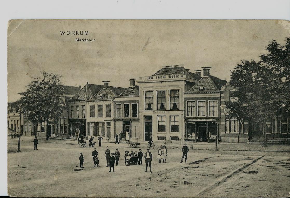 Workum (FR), Marktplein - 2331
