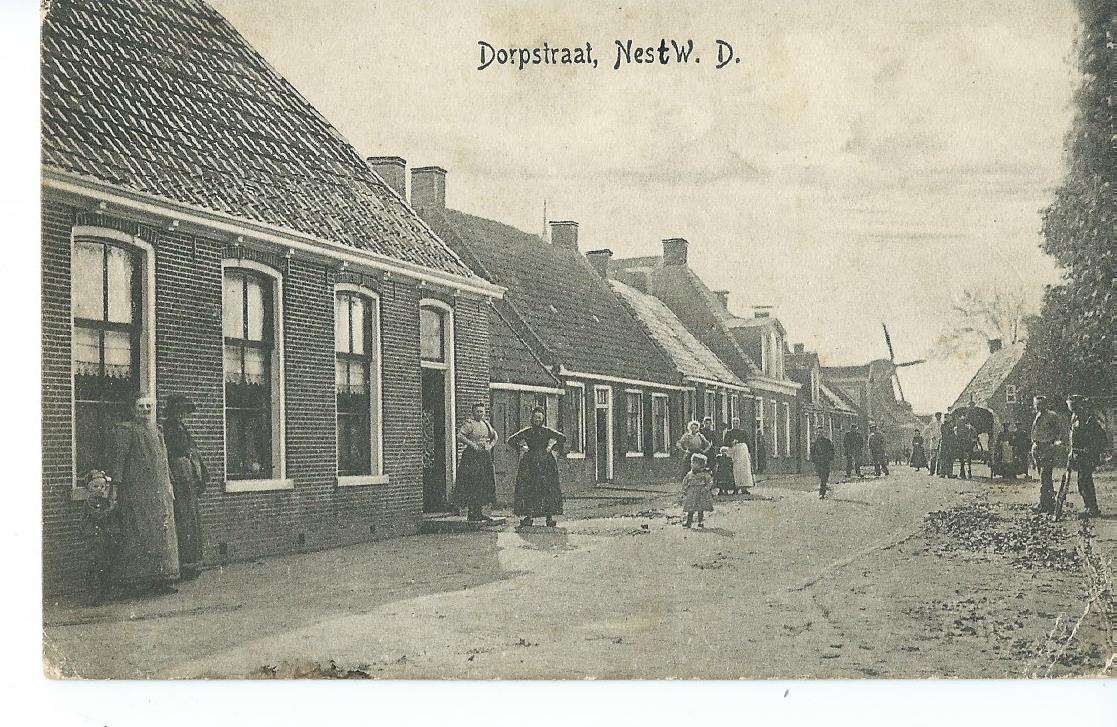 Dokkum (FR),  Dorpstraat, NestW.