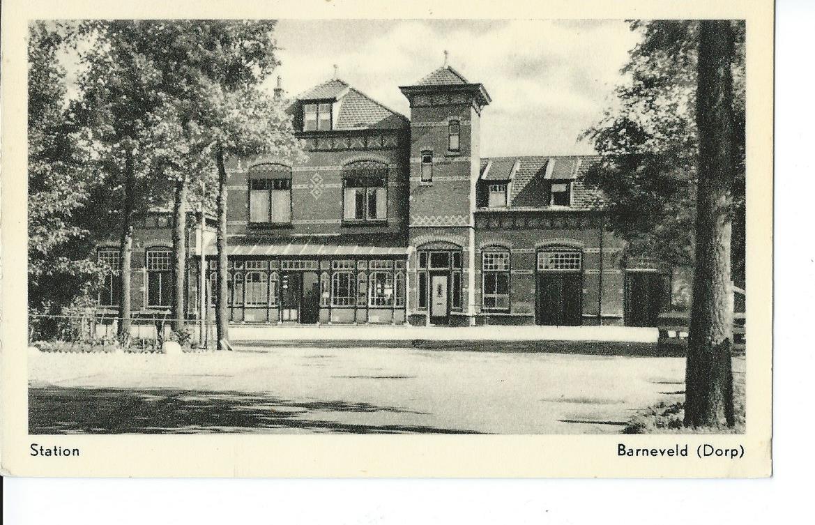 Barneveld (GL), Dorp, Station