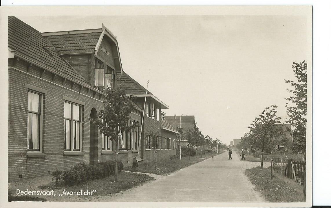 Dedemsvaart (OV),  "Avondlicht"