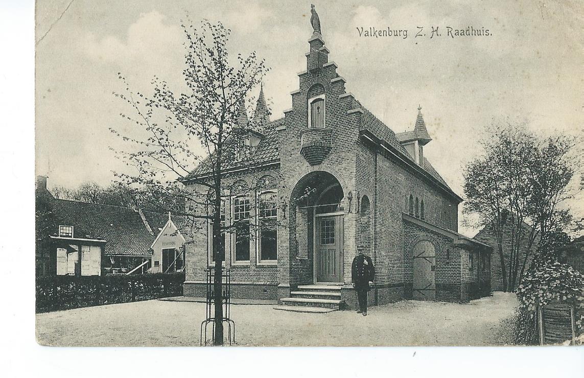 Valkenburg (ZH), Raadhuis