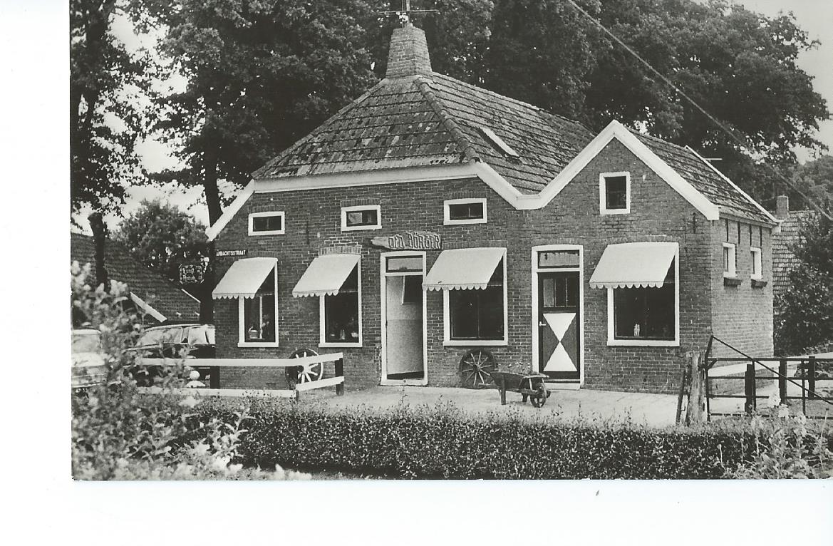 Borger (DR), Antiek- en Kunstboetiek "Old Borger"