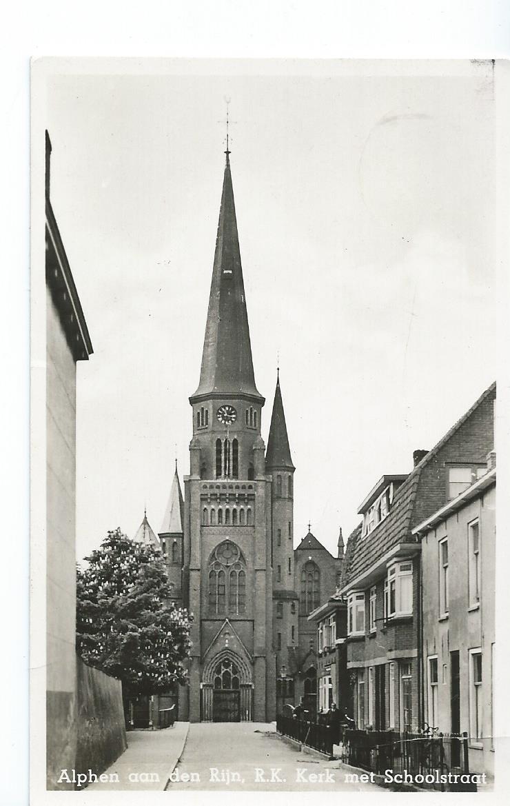 Alphen aan den Rijn (ZH), R.K. Kerk met Schoolstraat