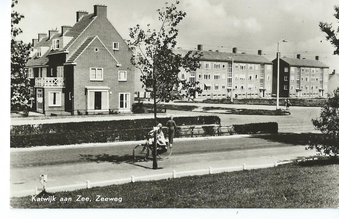 Katwijk aan Zee (ZH), Zeeweg