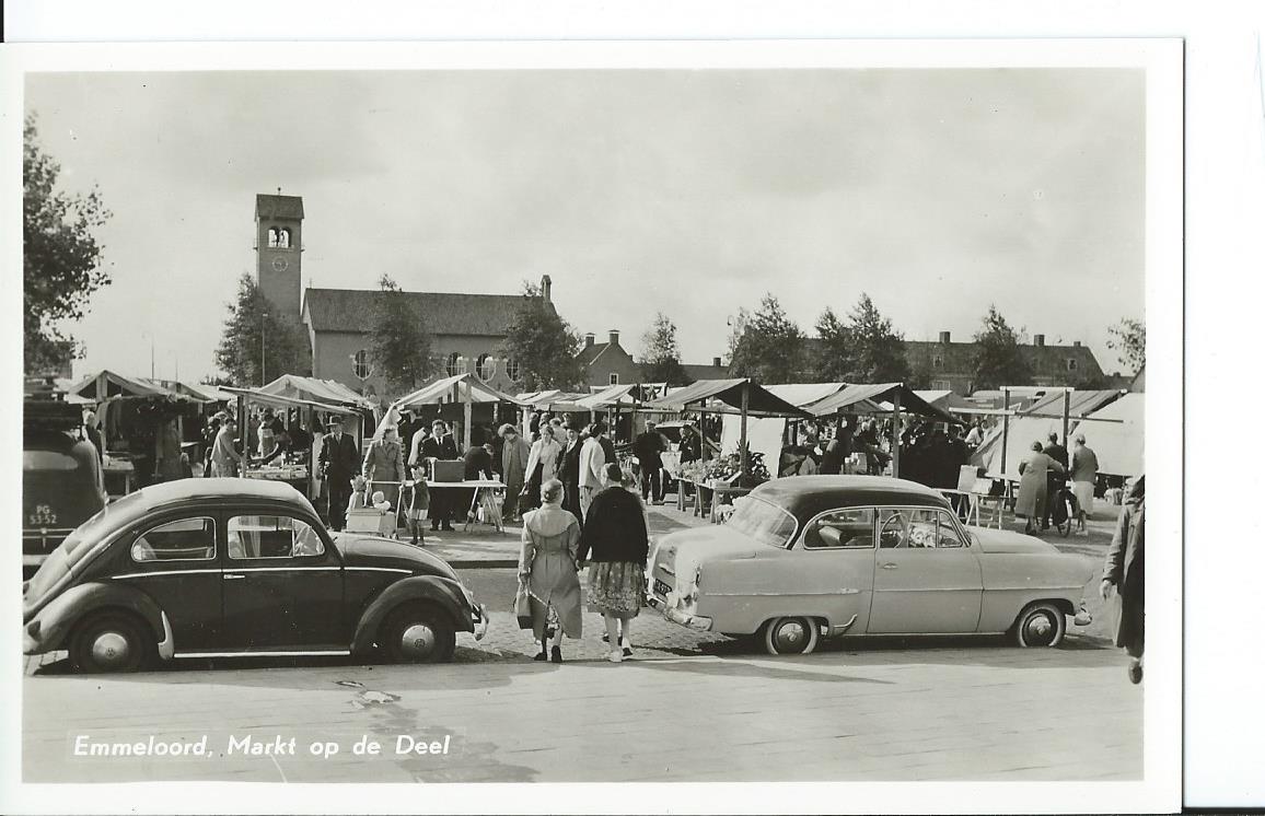 Emmeloord (FL),  Markt op de Deel
