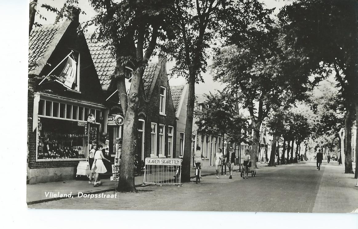 Vlieland (FR), Dorpsstraat