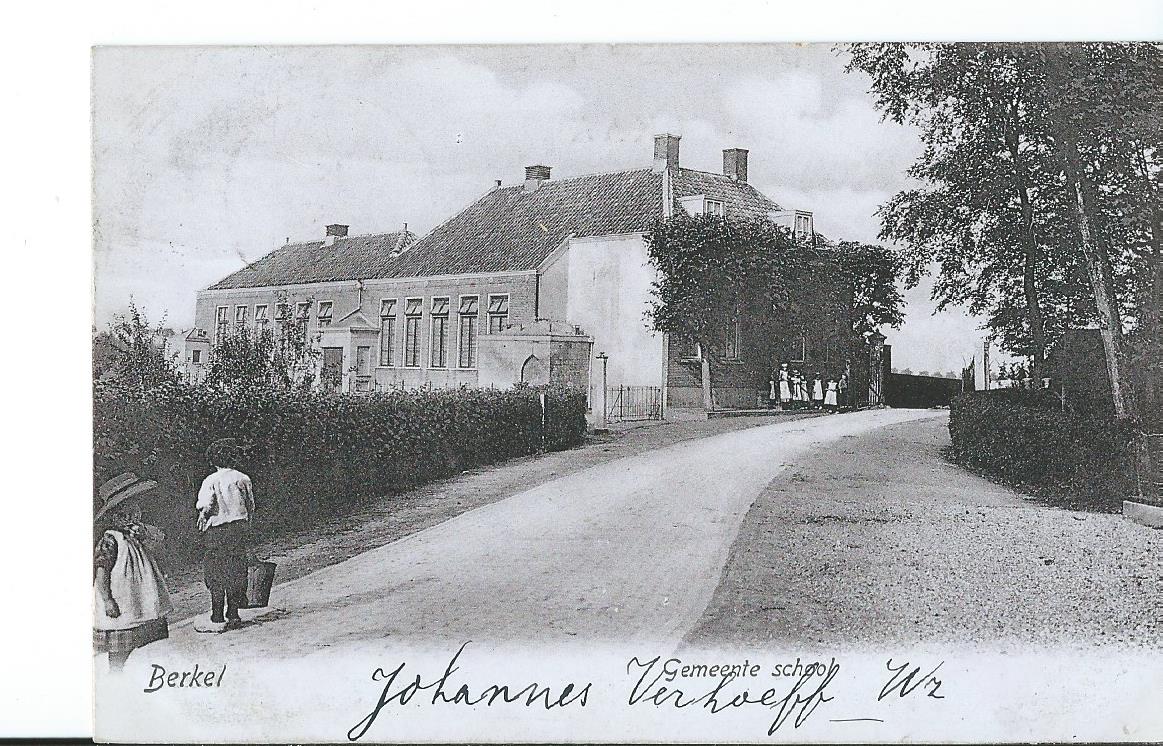 Berkel (ZH), Gemeente school
