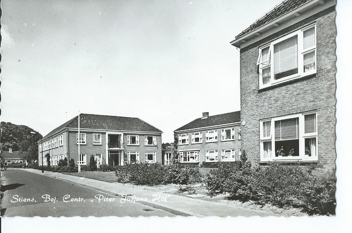 Stiens (FR), Bej. Centr. "Piter Jurjens Hof"