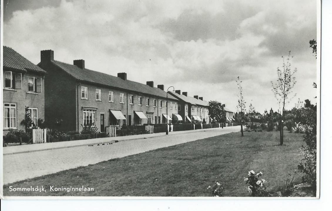 Sommelsdijk (ZH), Koninginnelaan