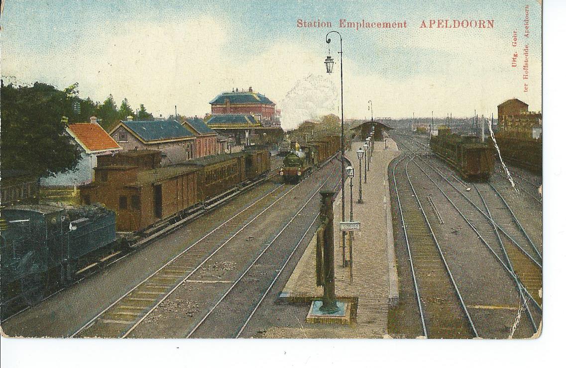 Apeldoorn (GL), Station Emplacement