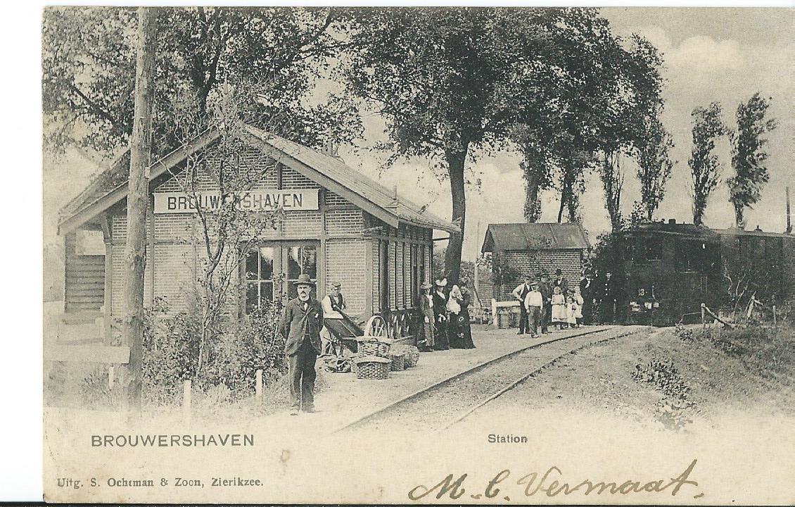 Brouwershaven (ZL), Station