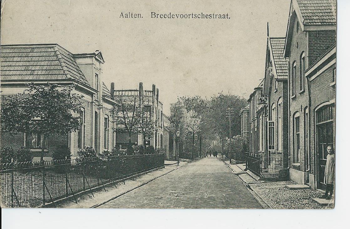 Aalten (GL), Breedevoortschestraat - 2410