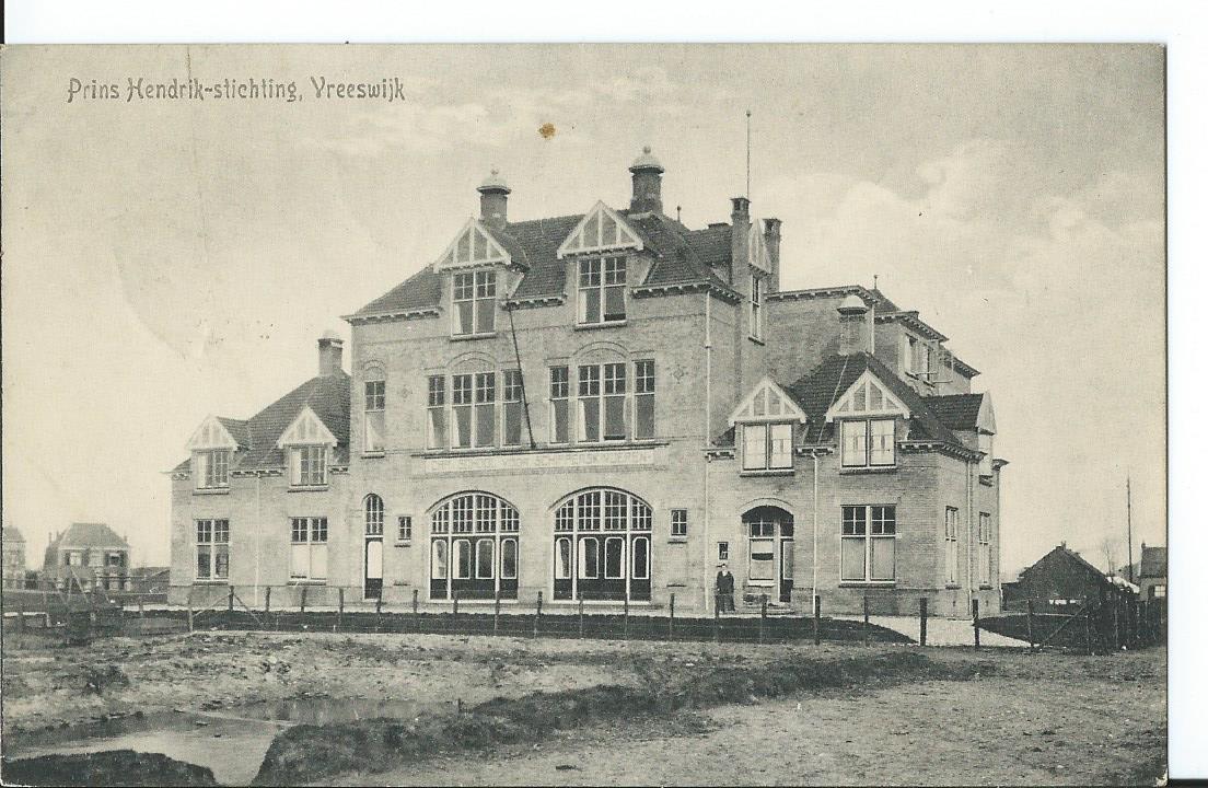 Vreeswijk (UT), Prins Hendrik-stichting, 2692