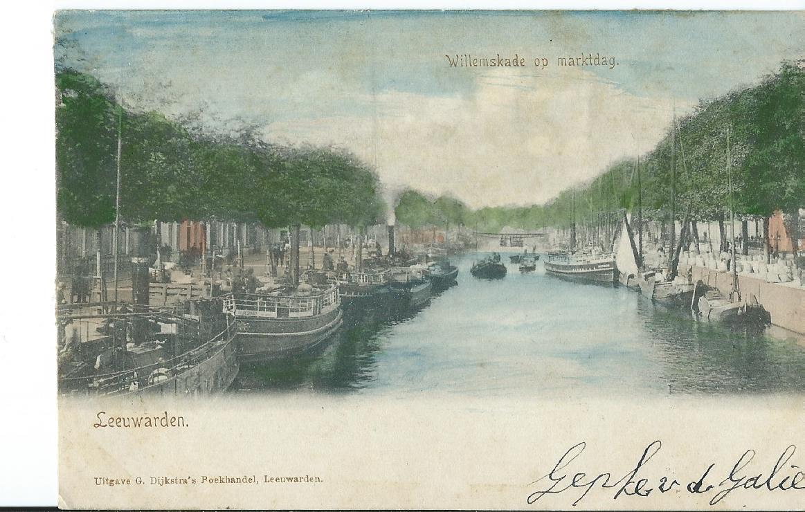 Leeuwarden (FR), Willemskade op marktdag