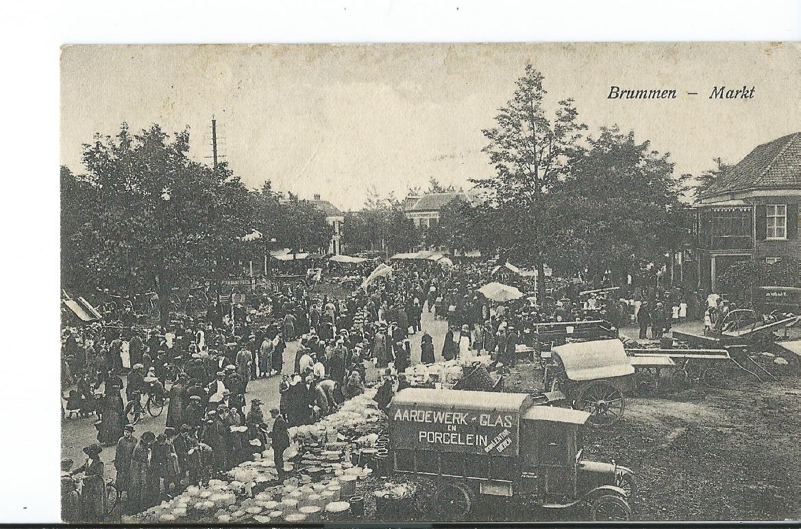 Brummen (GL), Markt