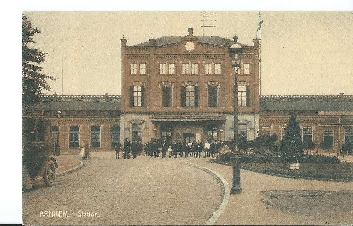 Arnhem (GL), Station