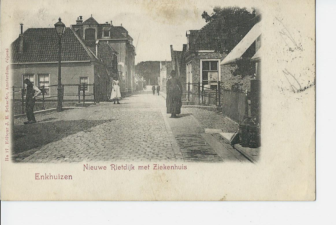 Enkhuizen (NH), Nieuwe Rietdijk met Ziekenhuis - 2398