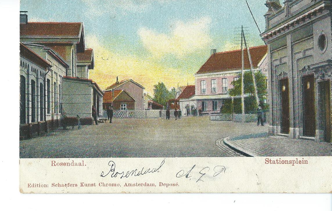 Roosendaal (NB), Stationsplein