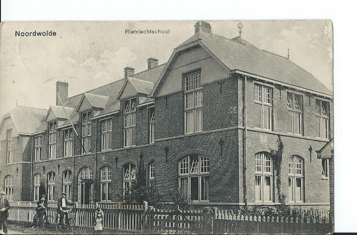 Noordwolde (FR), Rietvlechtschool