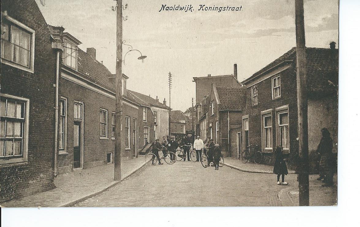 Naaldwijk (ZH), Koningstraat